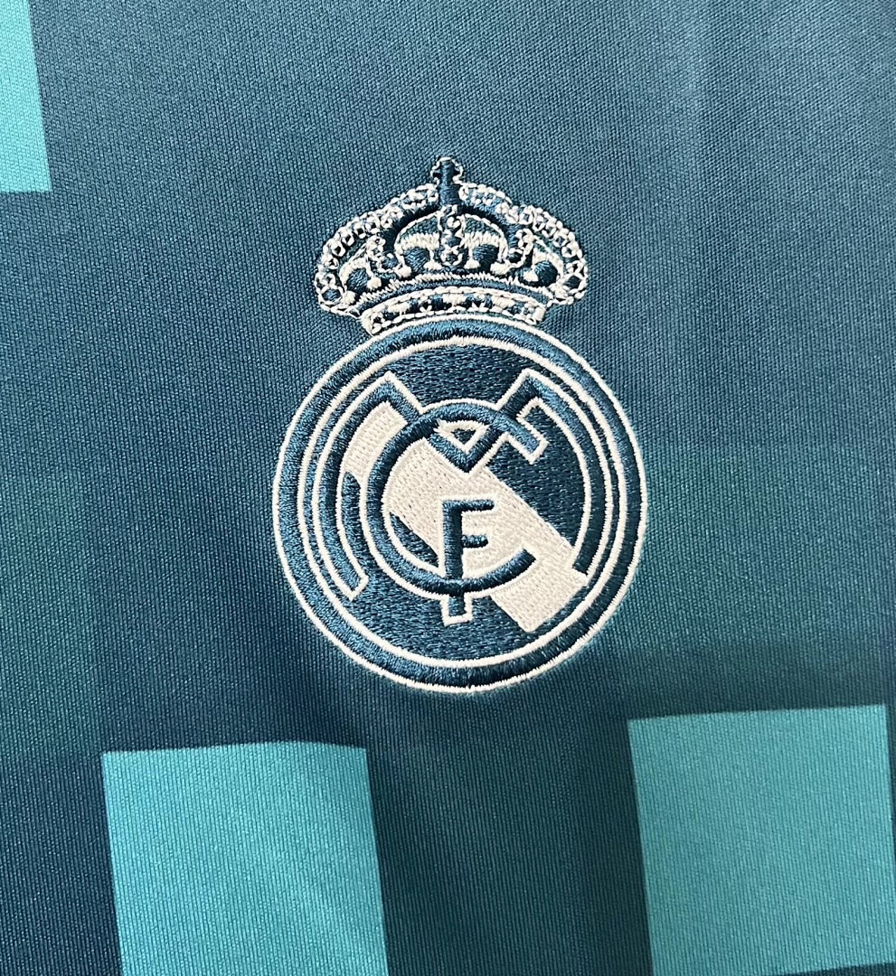 Real Madrid 17/18 Third Football Shirt