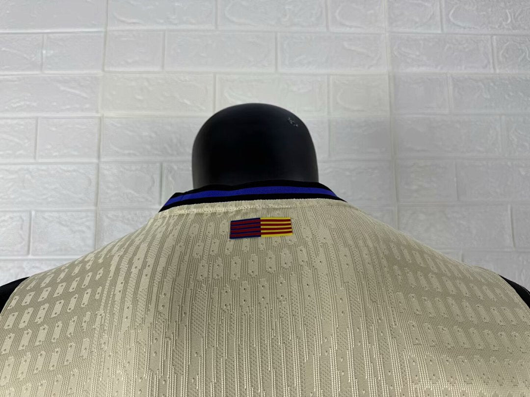 Barcelona 25/26 Away Football Shirt