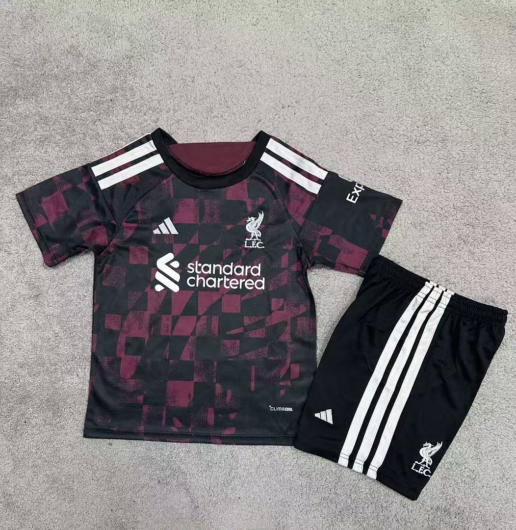 Liverpool 26/27 Third Football Shirt