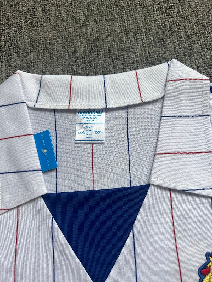 France 80/82 Away Long Sleeve Football Shirt