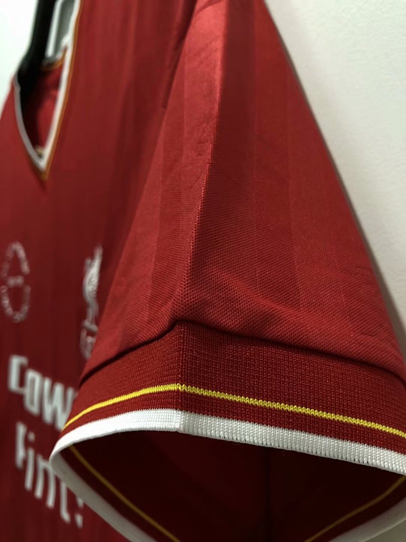Liverpool 85/86 Home Football Shirt