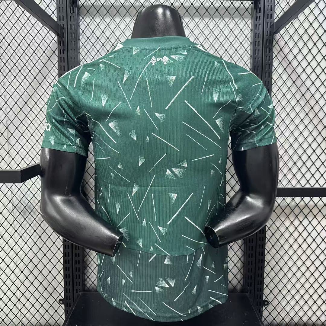 Liverpool 26/27 Goalkeeper Football Shirt