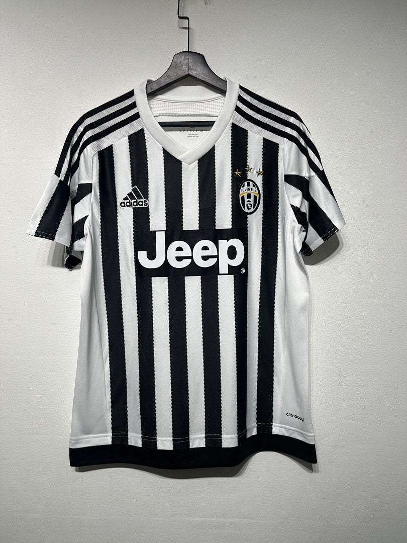 Juventus 15/16 Home Football Shirt