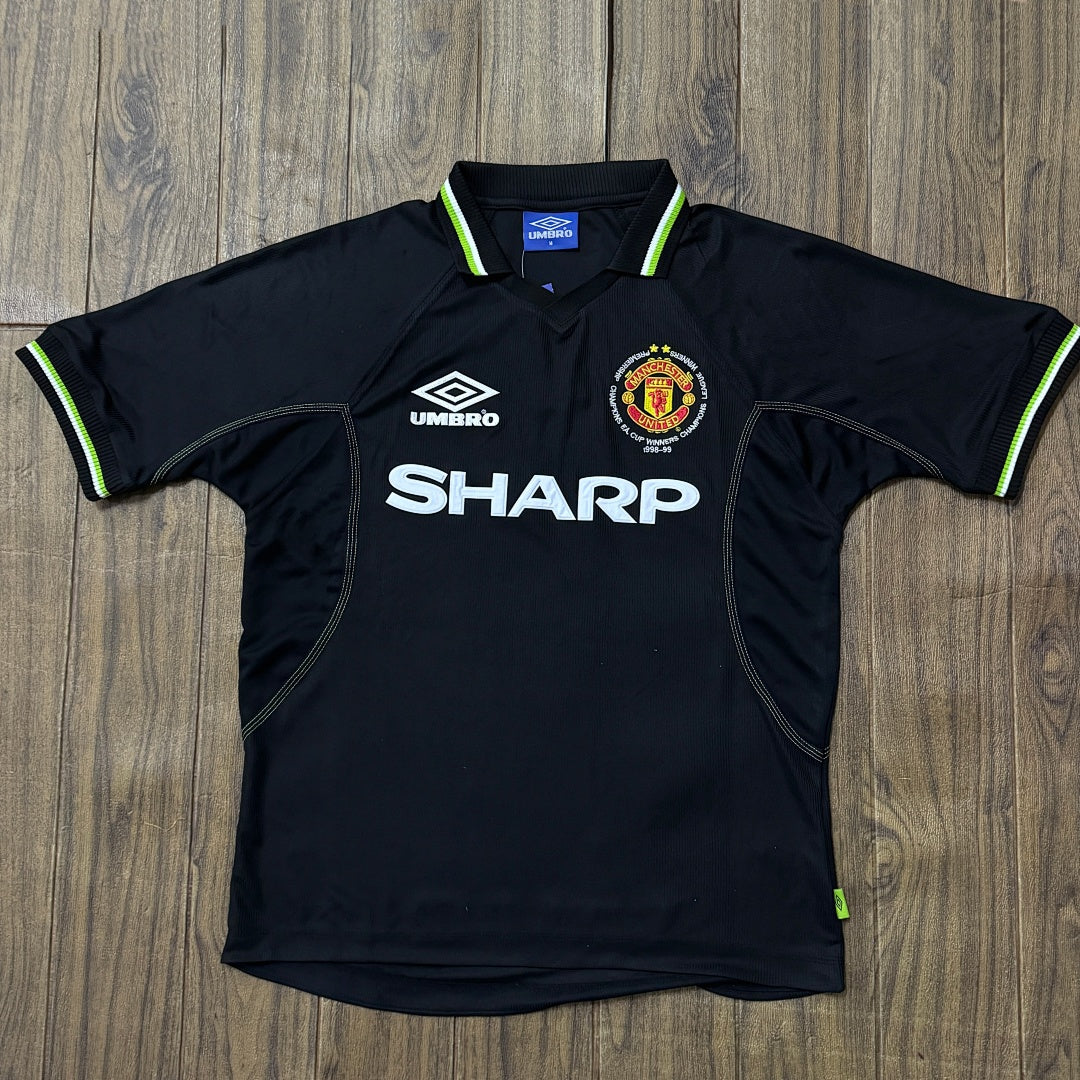 Manchester United 98/99 Football Shirt