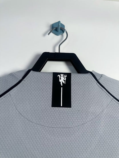 Manchester United 07/08 Goalkeeper Grey Long Sleeve Football Shirt