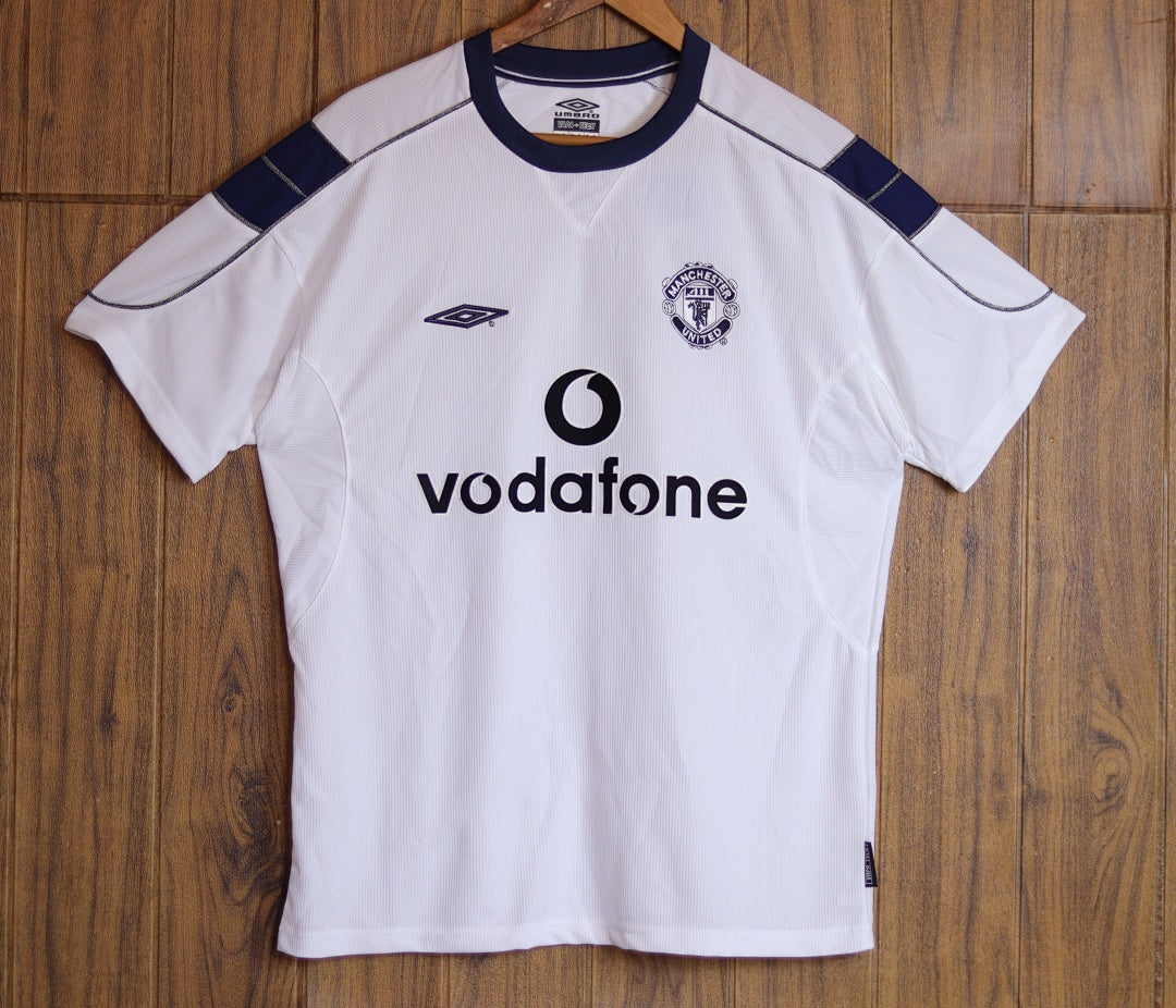Manchester United 99/00 Away Football Shirt