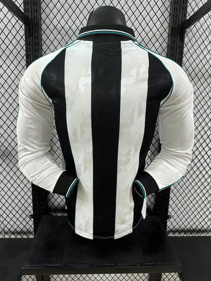 Retro Newcastle United 24/25 Long Sleeve Football Shirt
