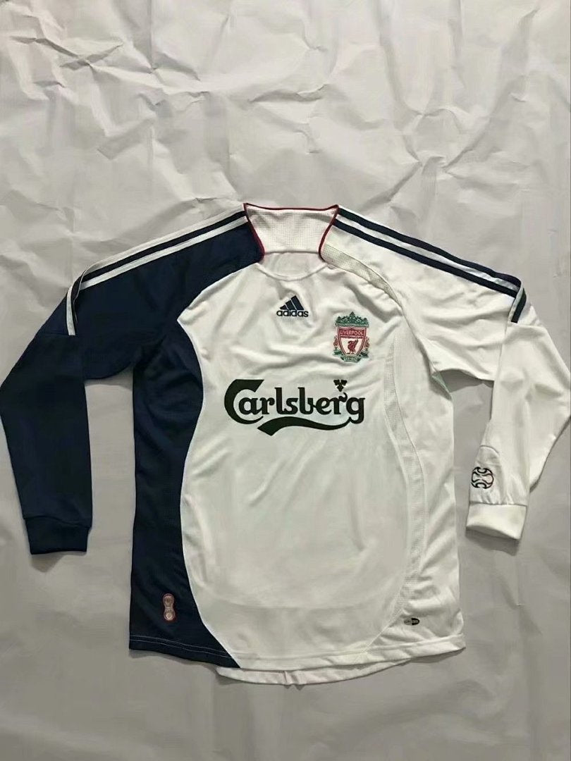 Liverpool 06/07 Long Sleeve Football Shirt