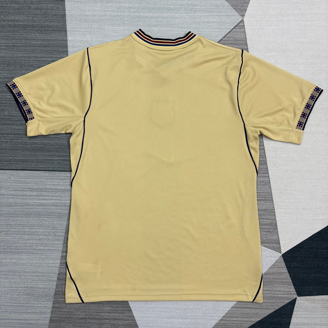 Retro Barcelona 26/27 Anniversary Football Shirt