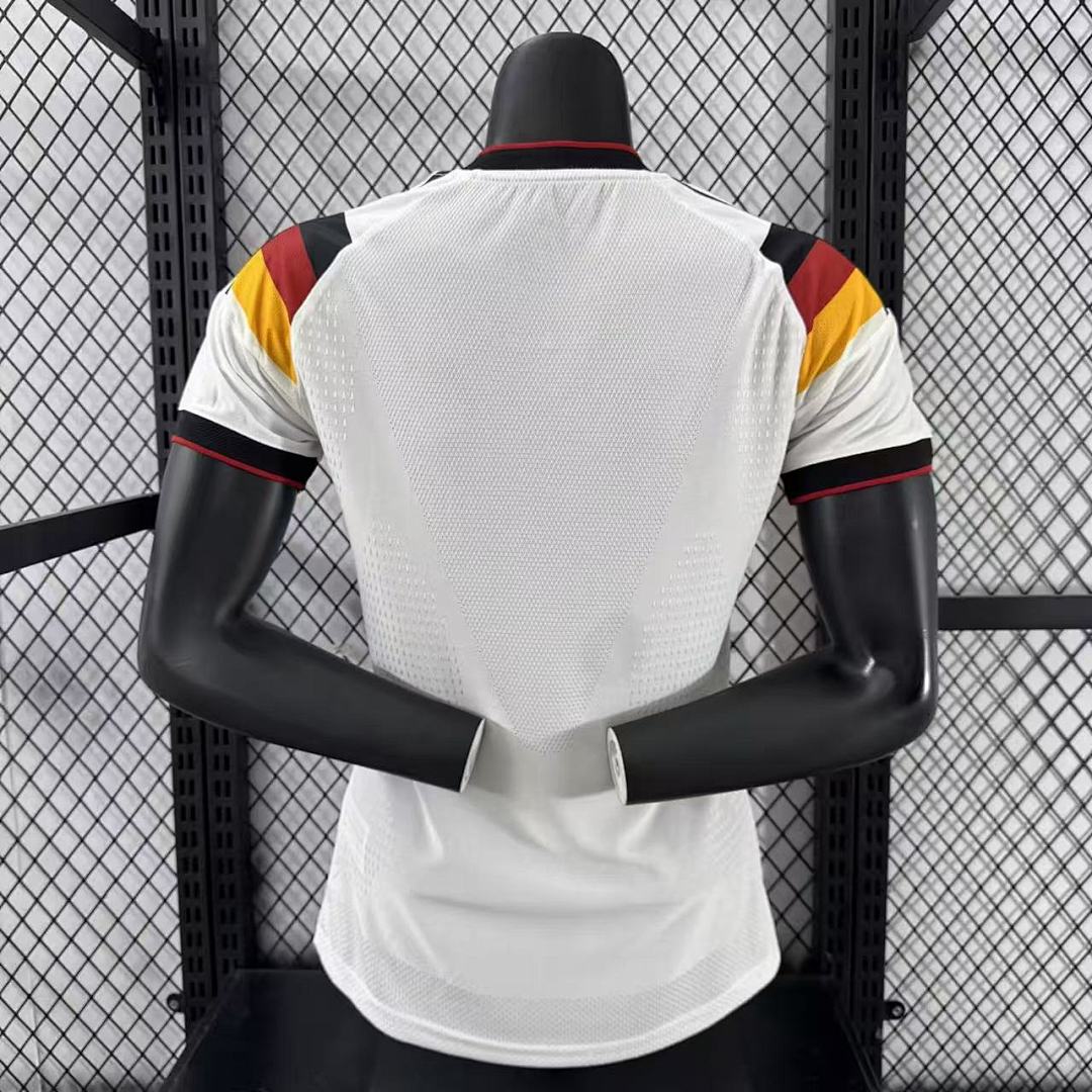 Women's Germany 2026 Home Football Shirt