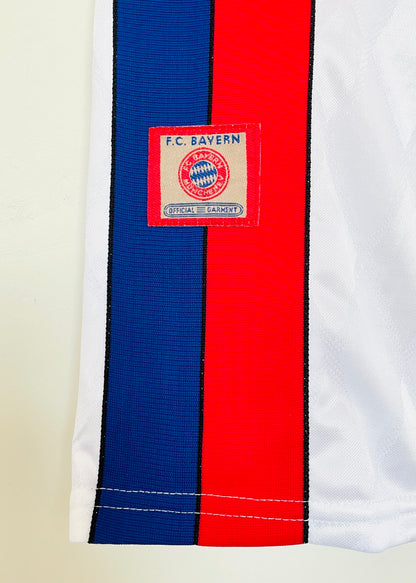 Bayern Munich 97/98 Away Football Shirt
