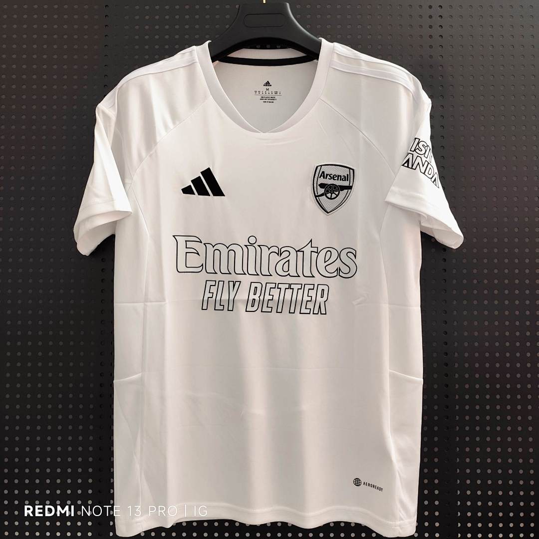 Arsenal 22/23 White Football Shirt