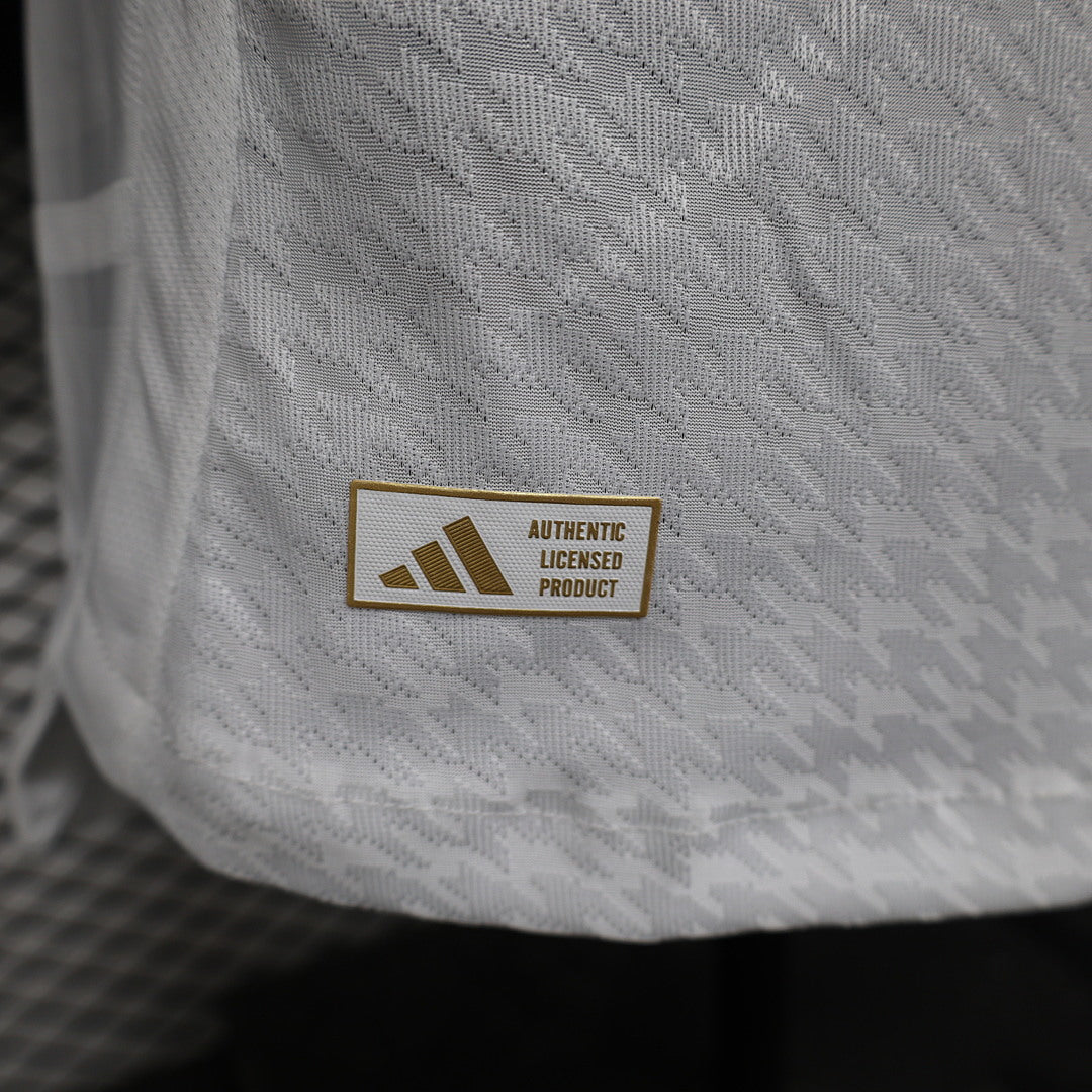 Real Madrid 24/25 Home Football Shirt