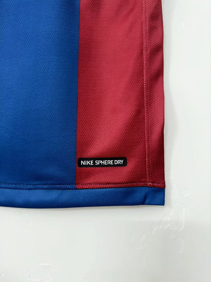 Barcelona 06/07 Home Football Shirt