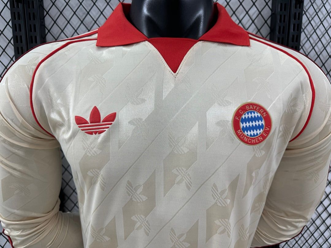 Retro Bayern Munich 24/25 Long Sleeve Football Shirt