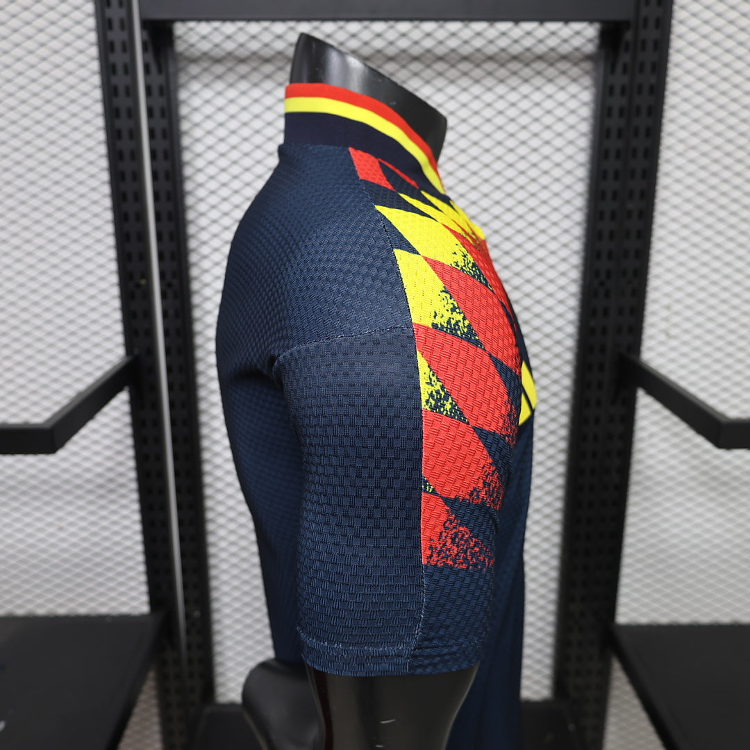 Retro Club América 26/27 Football Shirt