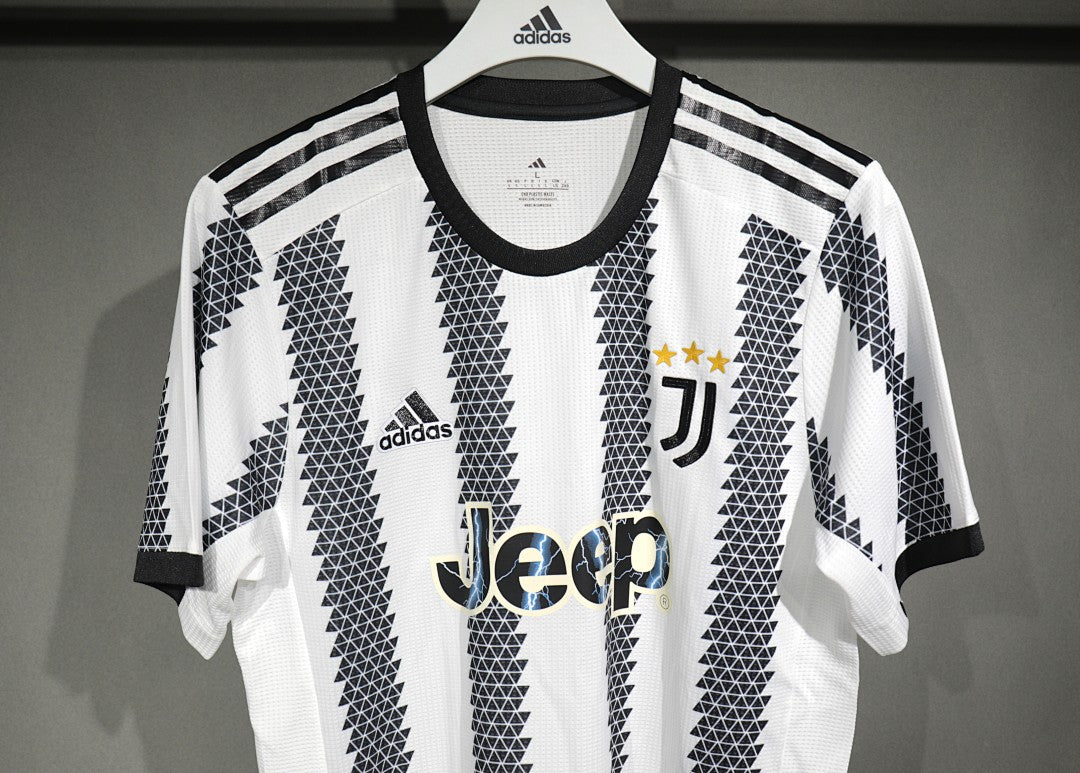 Juventus 22/23 Home Player Version Football Shirt