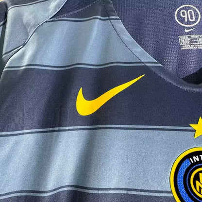 Inter Milan 04/05 Third Football Shirt