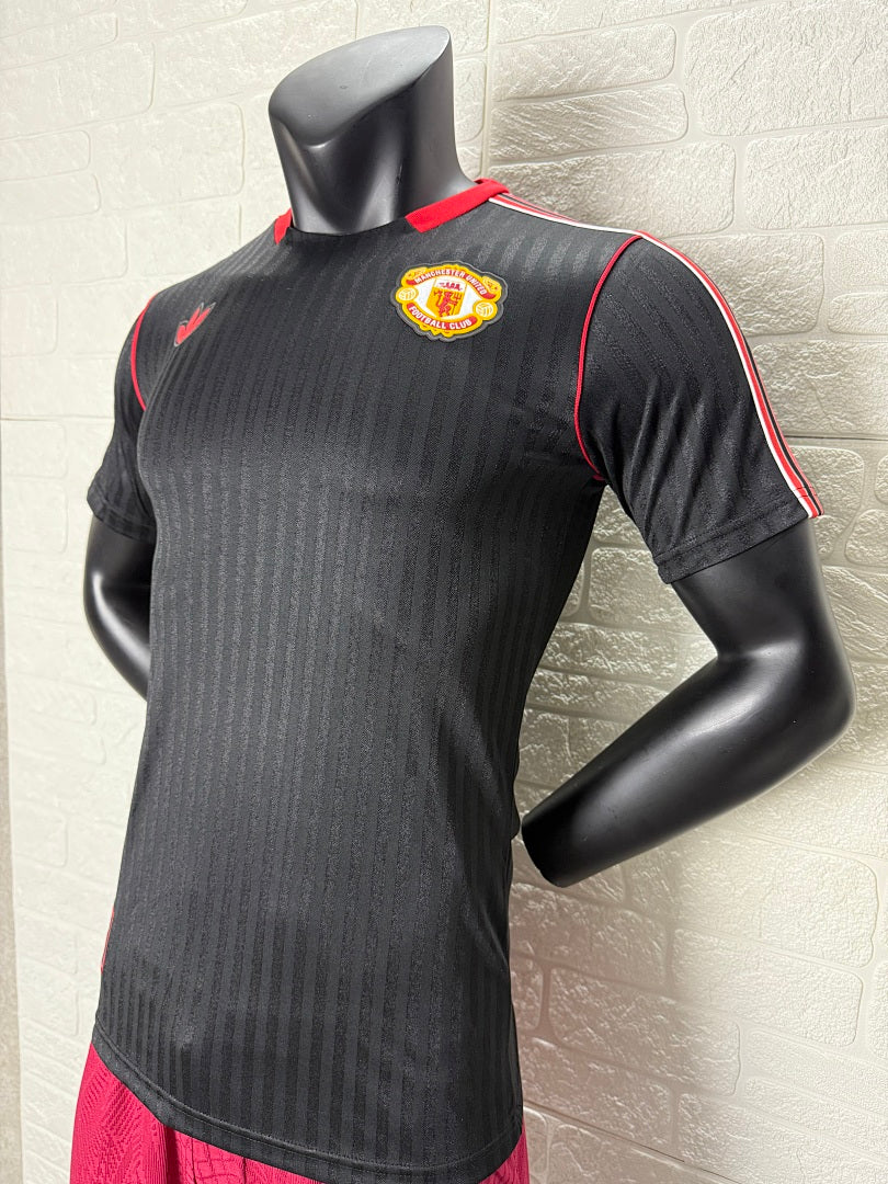 Manchester United 25/26 Black Special Edition Football Shirt
