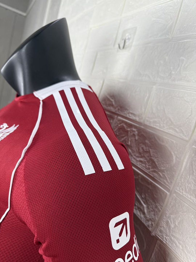 Liverpool 25/26 Home Long Sleeve Football Shirt