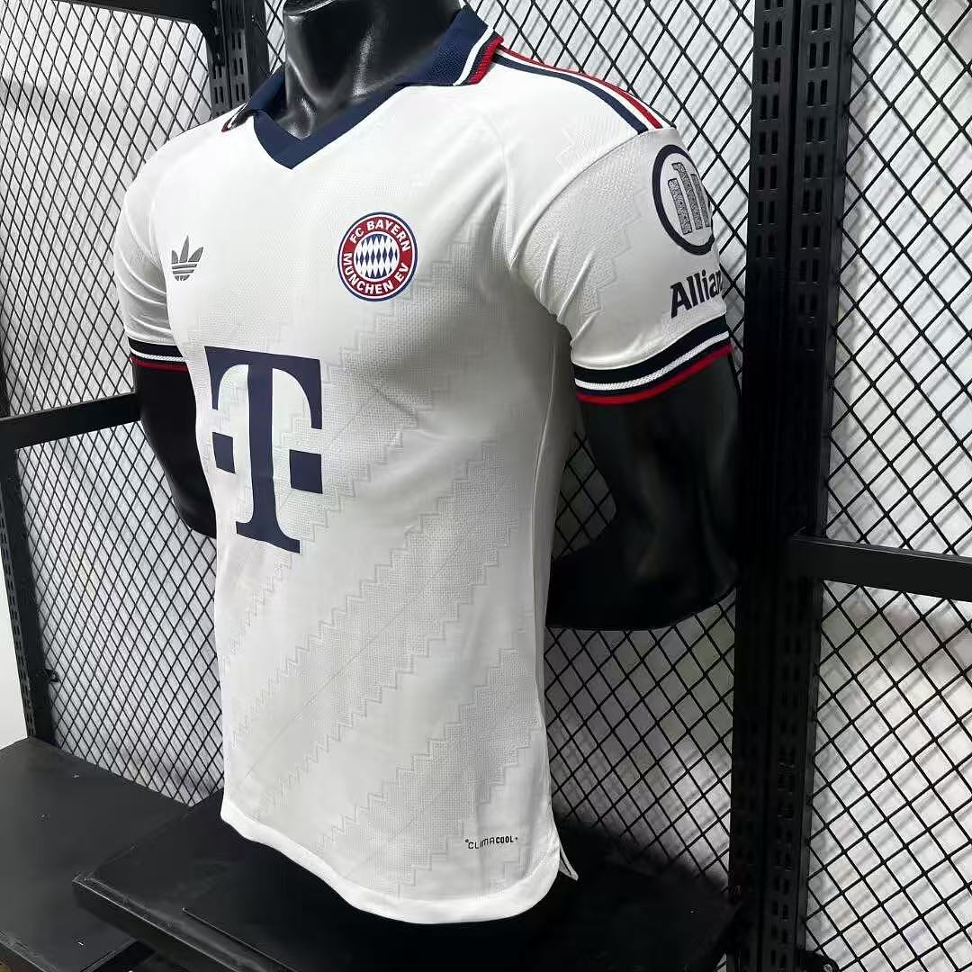 Bayern Munich 26/27 Away Football Shirt