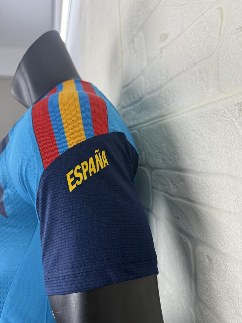 Spain 26/27 Training Shirt