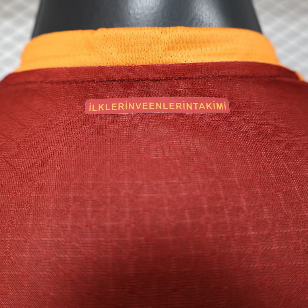 Galatasaray 25/26 Home Football Shirt