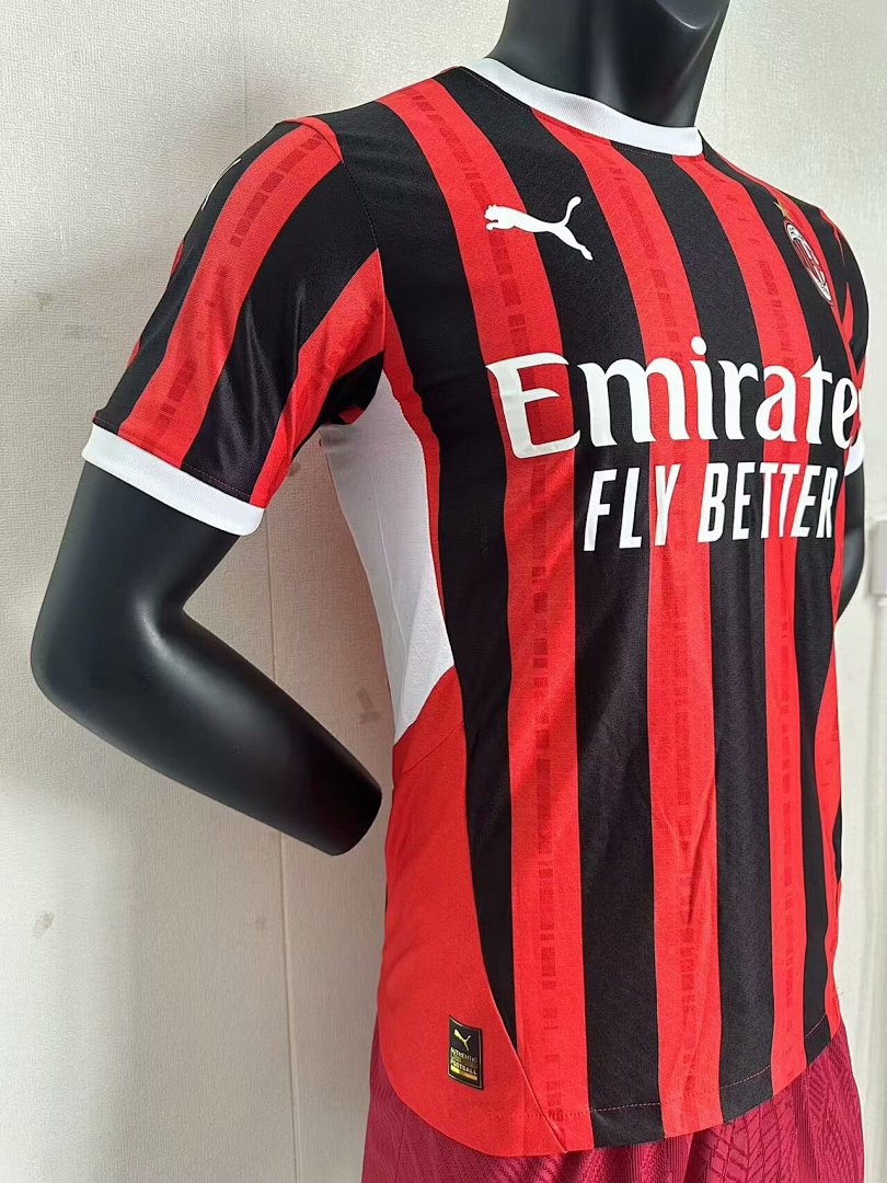 AC Milan 24/25 Home Football Shirt