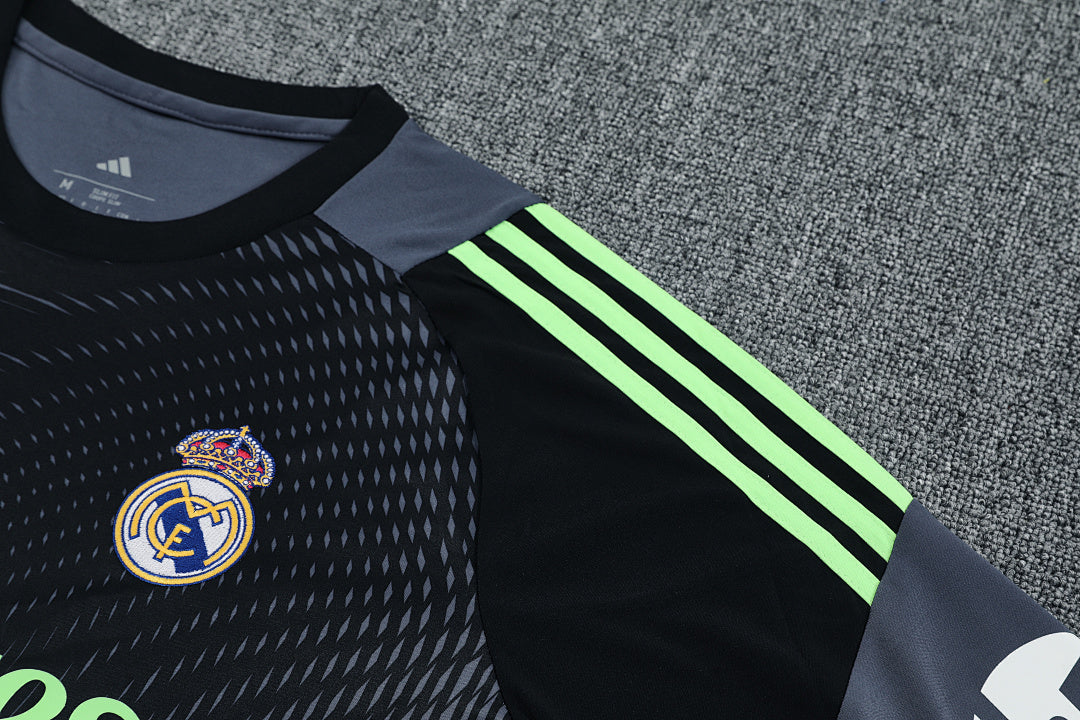 Real Madrid 25/26 Goalkeeper Football Shirt