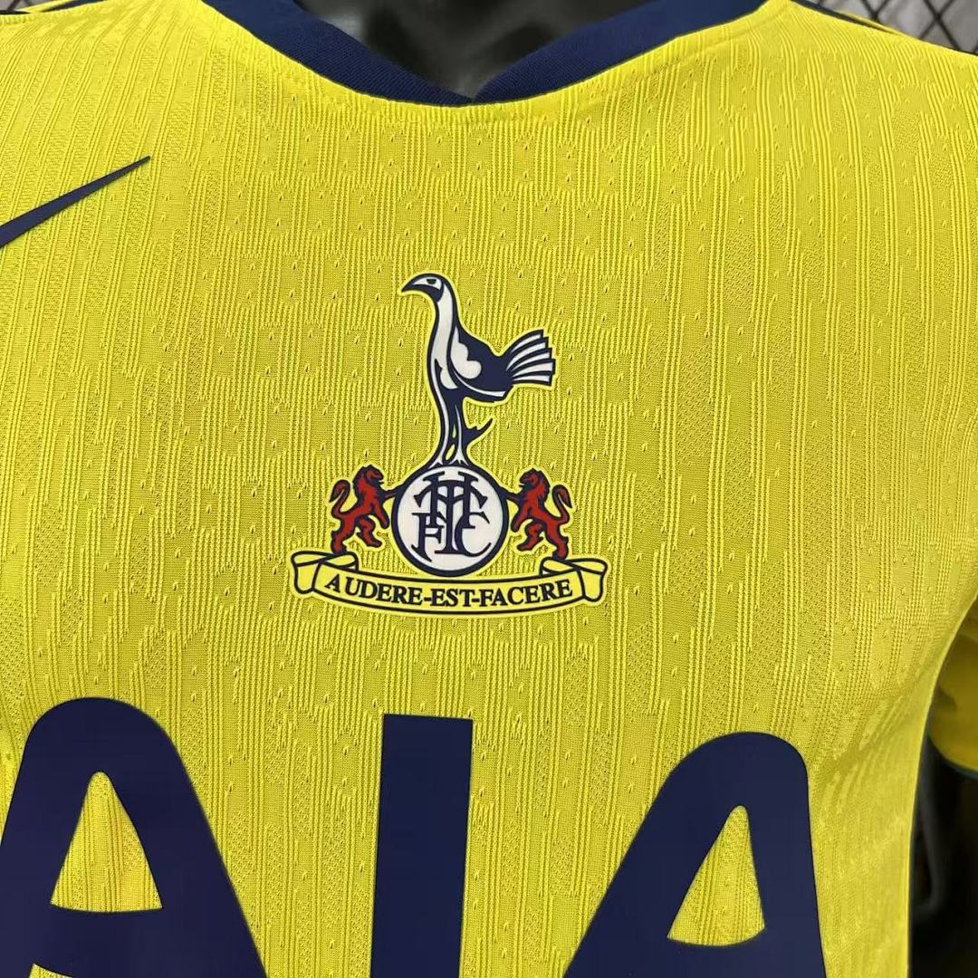 Tottenham Hotspur 25/26 Third Football Shirt