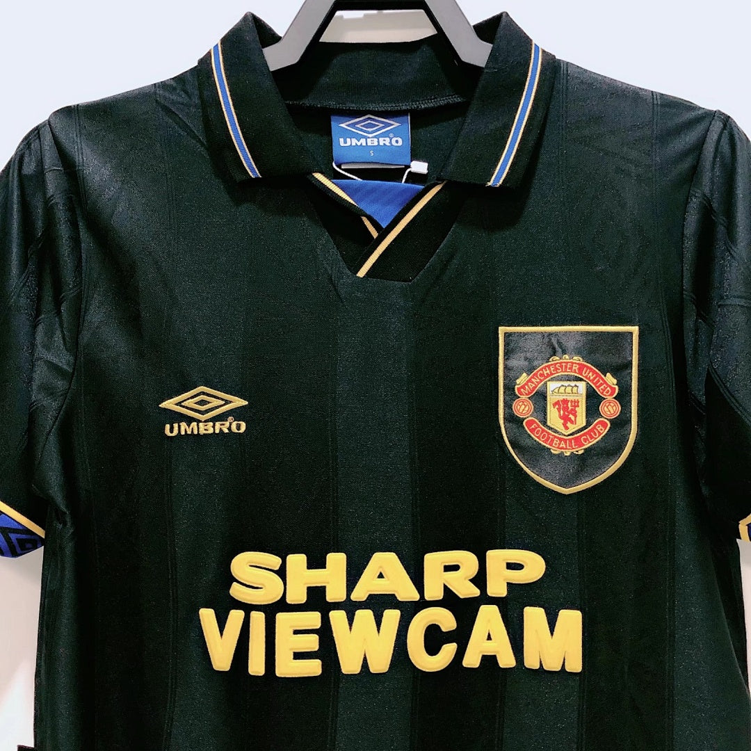 Manchester United 93/94 Away Football Shirt