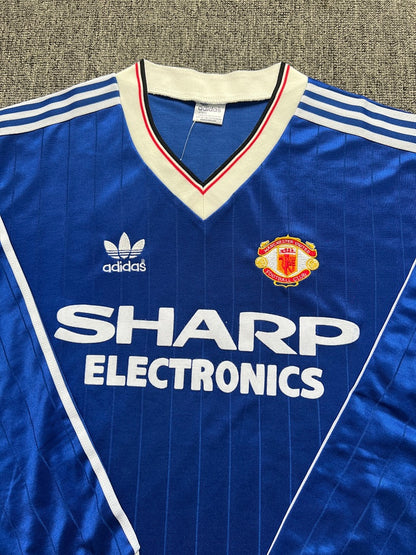 Manchester United 82/83 Away Long Sleeve Football Shirt