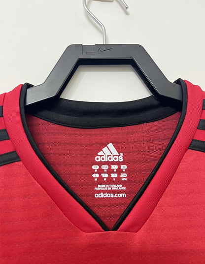 Manchester United 18/19 Home Football Shirt