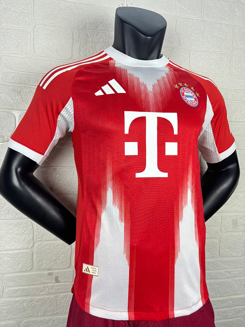 Bayern Munich 25/26 Home Football Shirt