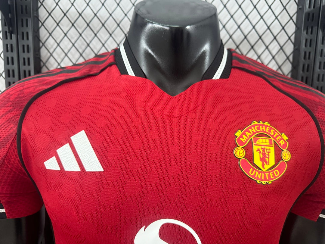 Manchester United 25/26 Home Football Shirt